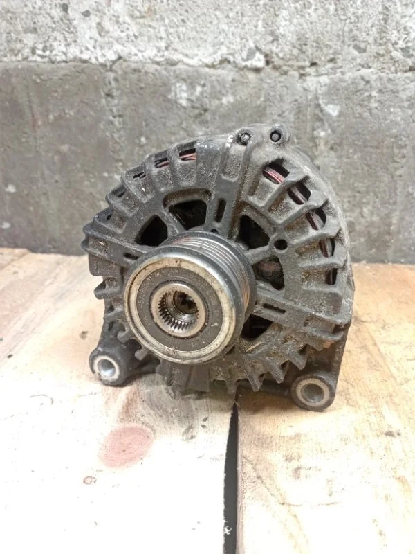 Генератор BMW X3 2010-2017 F25