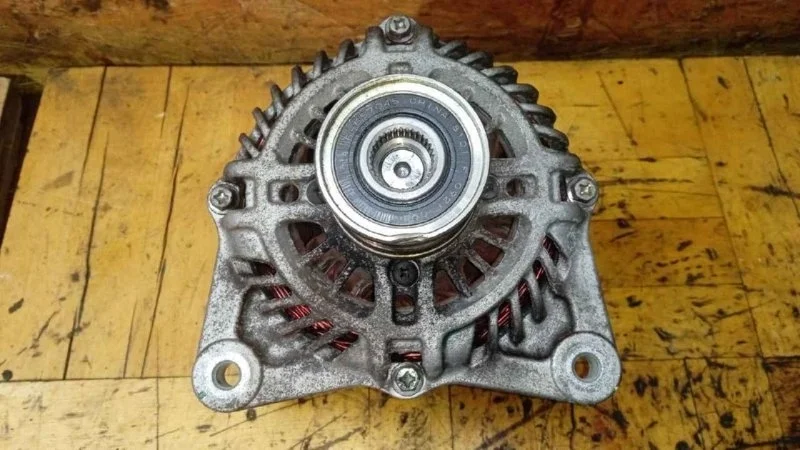 Генератор Nissan Serena 2010-2016 C26