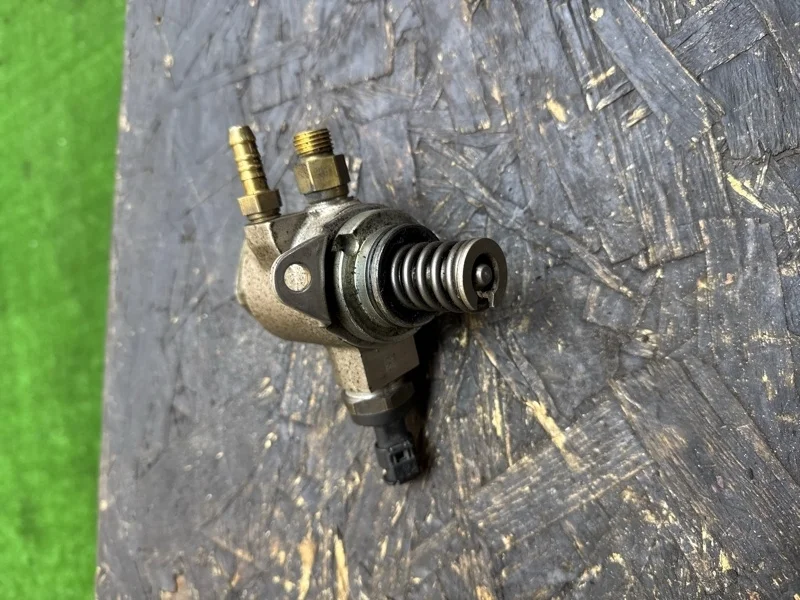 Насос тнвд Volkswagen Golf 6 2008-2013