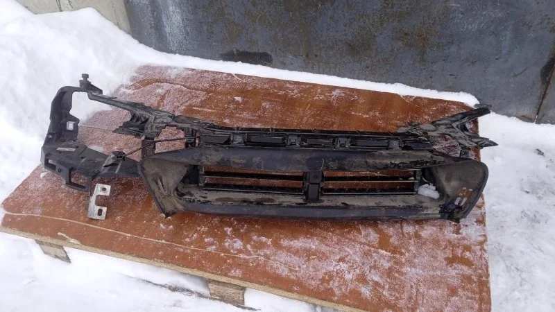 Панель (телевизор) Volvo V40 2012-2019 / Cross Country