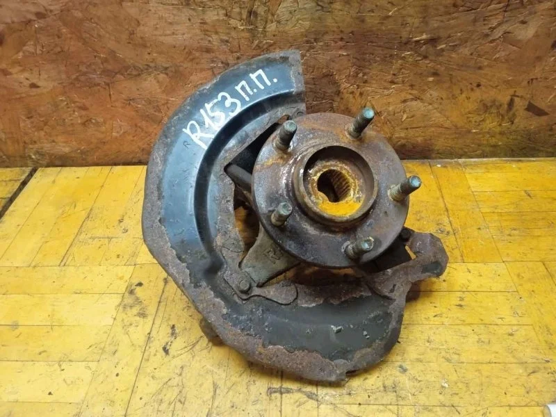 Кулак поворотный Mazda 3 2009-2013 BL