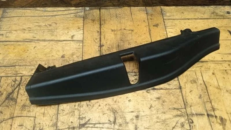 Накладка двери Mercedes-Benz -Class 2005-2013 W221