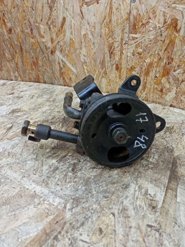 Насос гидроусилителя руля Nissan Pathfinder 2005-2014 R51