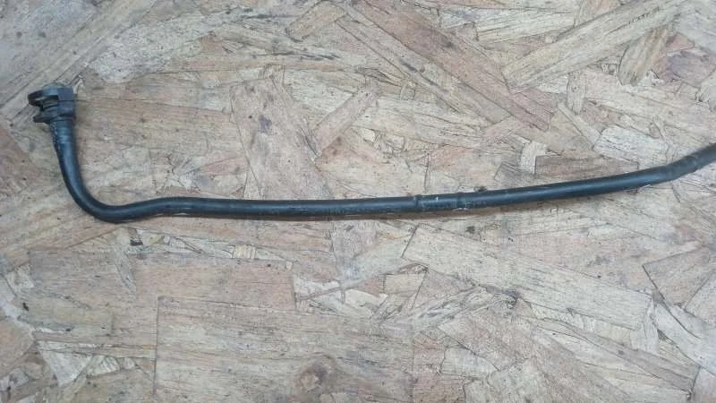 Трубка обогрева дроссельной заслонки Opel Astra 2004-2015 H