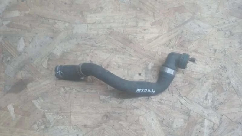 Патрубок отопителя Opel Astra 2004-2015 H