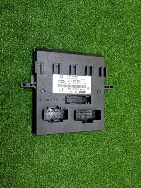 Блок комфорта Audi Q7 2005-2015 4L