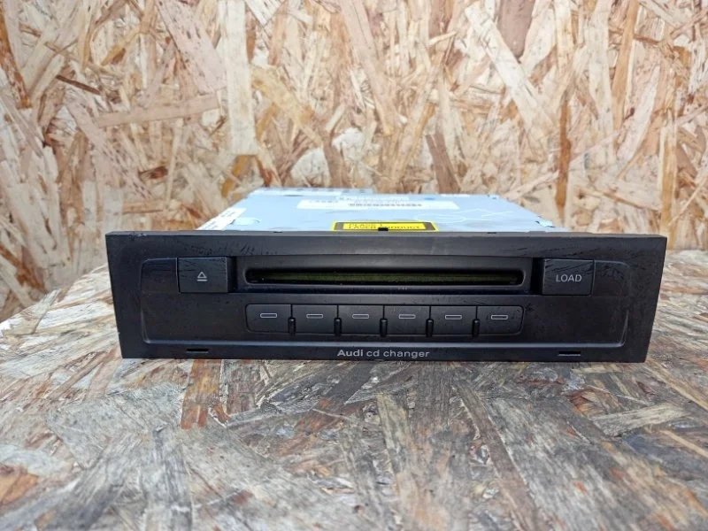 Магнитола Audi Q7 2005-2015 4L