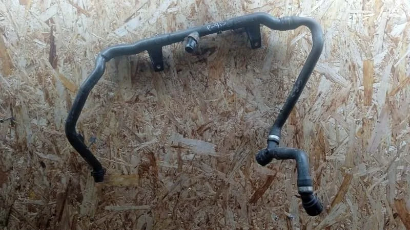 Трубка системы охлаждения BMW 3 2005-2011 E90