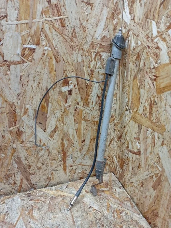 Антенна Hyundai Accent 2 2000-2012 .5 G4EC