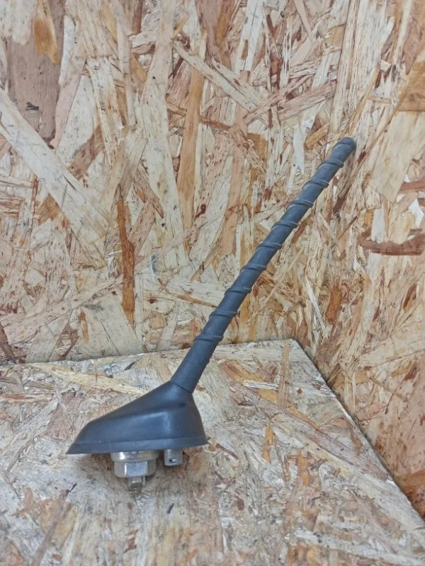 Антенна Hyundai Solaris