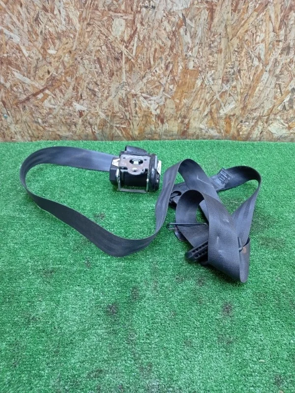 Ремень безопасности пиропатроном Renault Megane 3 2009-2016