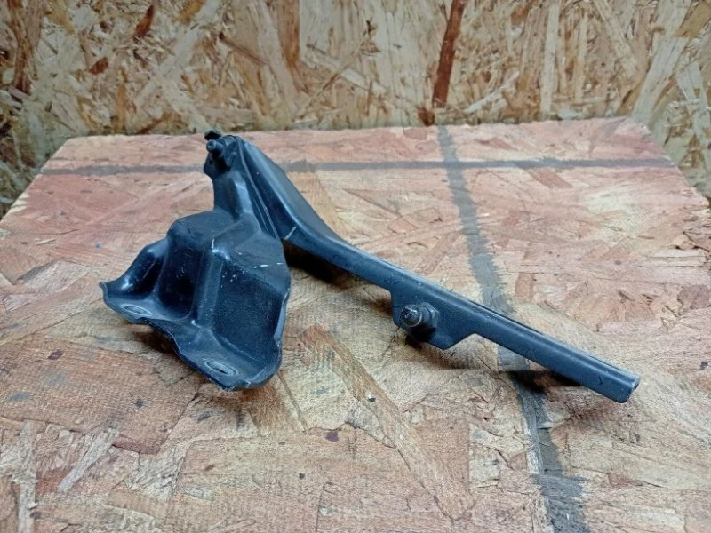 Петля капота Audi Q5 2008-2017 8R