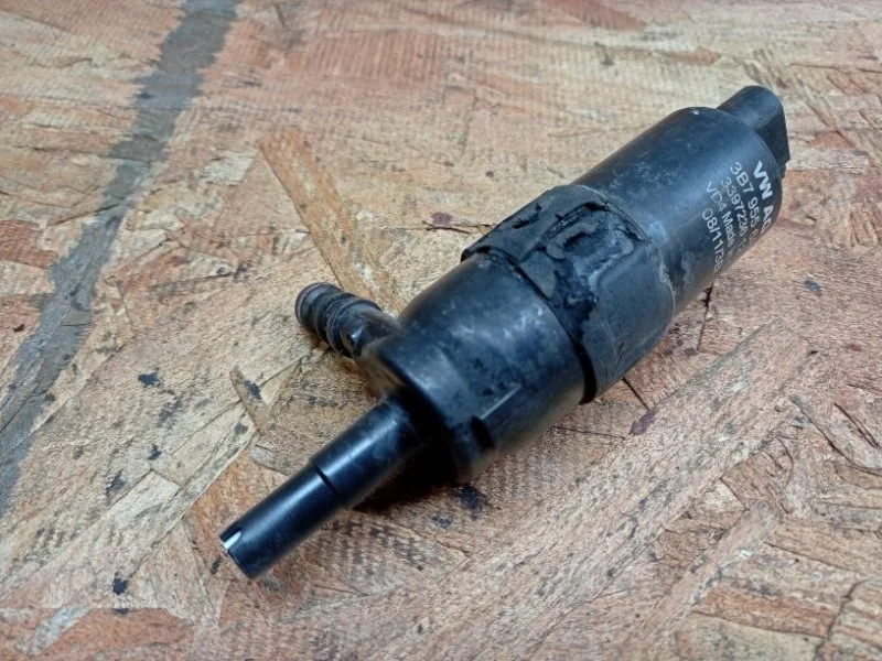 Насос омывателя Audi Q5 2008-2017 8R