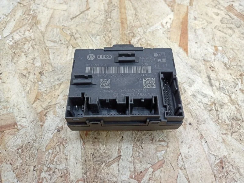 Блок комфорта двери Skoda Superb 2008-2015