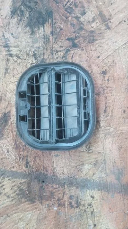 Решетка вентиляционная Chevrolet Cobalt 2011-2015