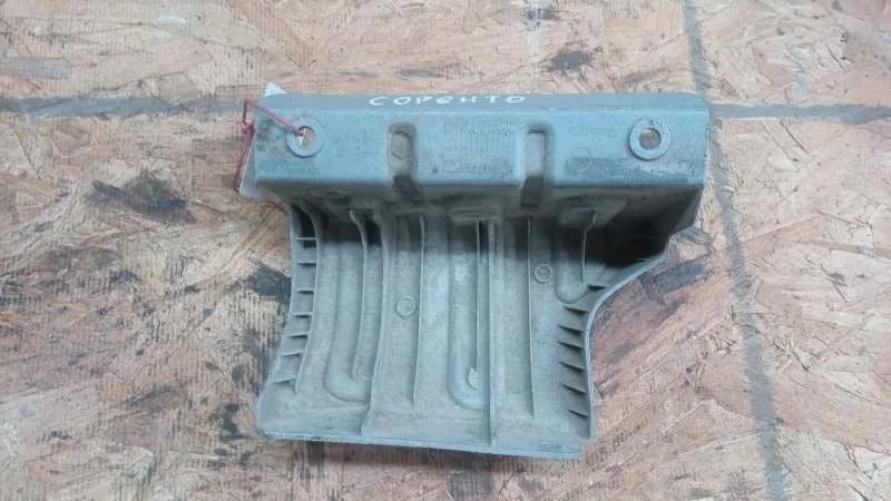 Кронштейн бампера Kia Sorento