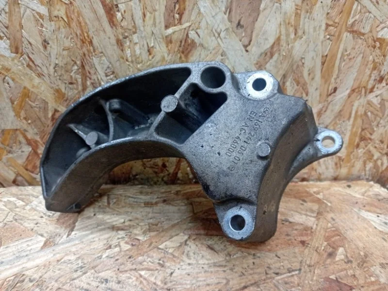 Кронштейн двигателя Mercedes-Benz A-Class 2007 W169