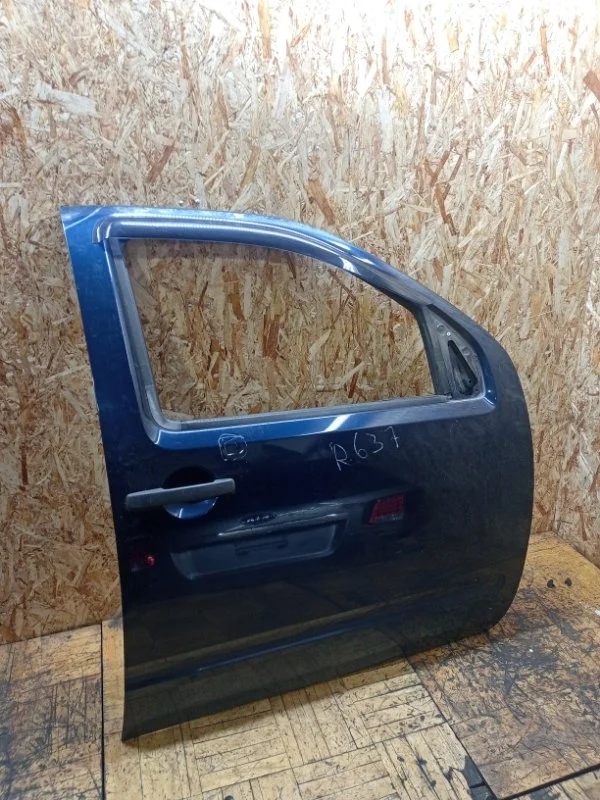 Дверь боковая Nissan Navara 2005-2015 (D40)