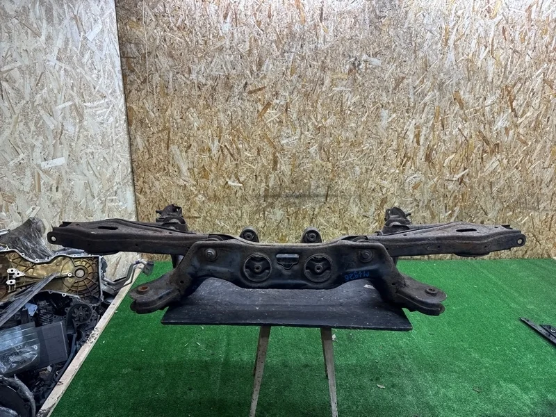 Балка задняя (подрамник) Kia Sorento 2009-2020 XM