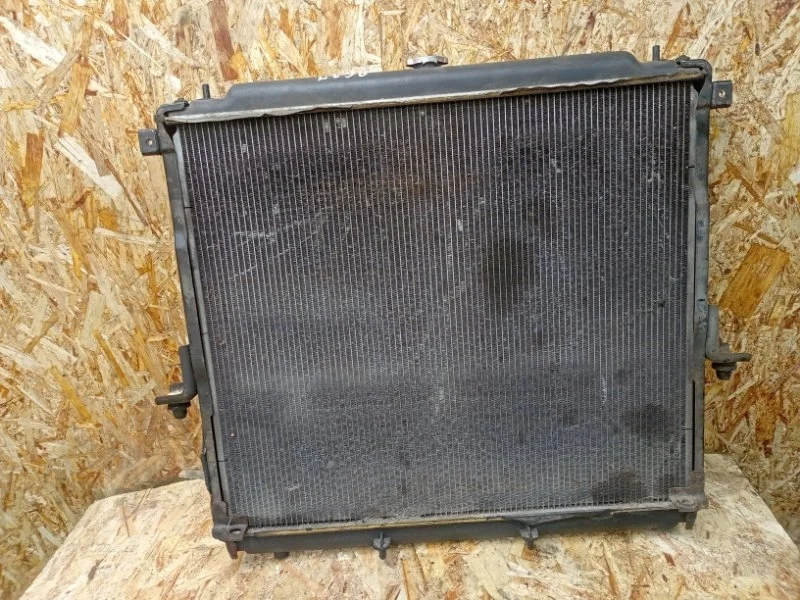 Радиатор основной Nissan Navara 2005-2015 (D40)