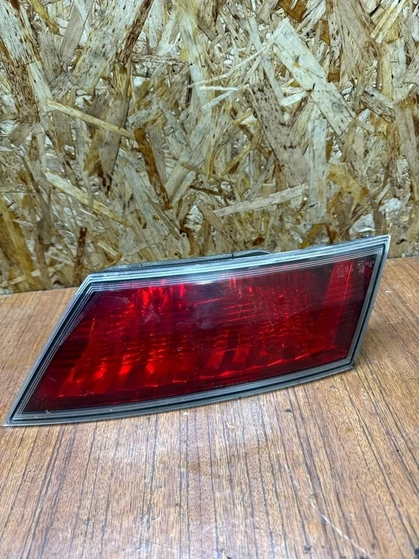 Фонарь внутренний Honda Civic 2006-2012 5D