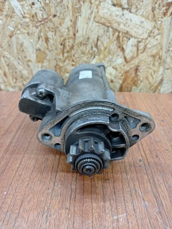 Стартер Nissan Pathfinder 2005-2014 R51