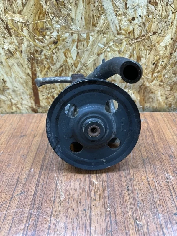 Насос гидроусилителя руля Land Rover Freelander 2006-2014