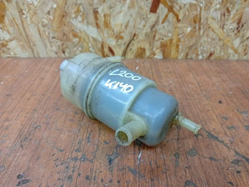 Бачок гур Mitsubishi L200 2006-2016 (KB)