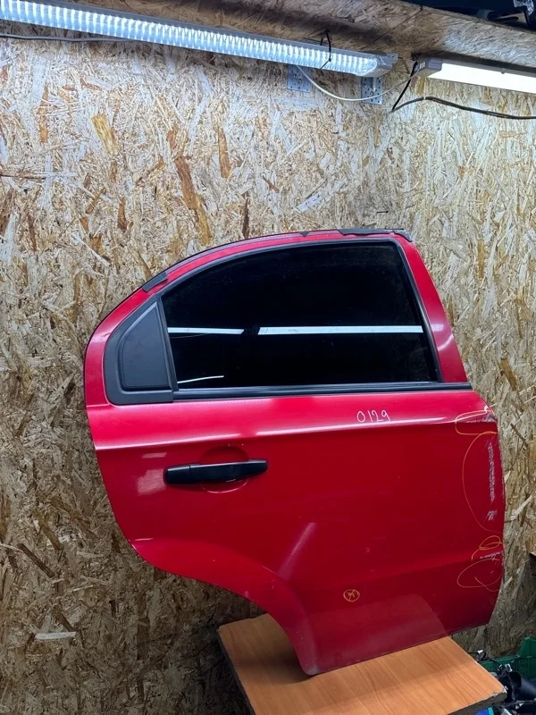 Дверь боковая Chevrolet Aveo 2005-2011 T200/T255