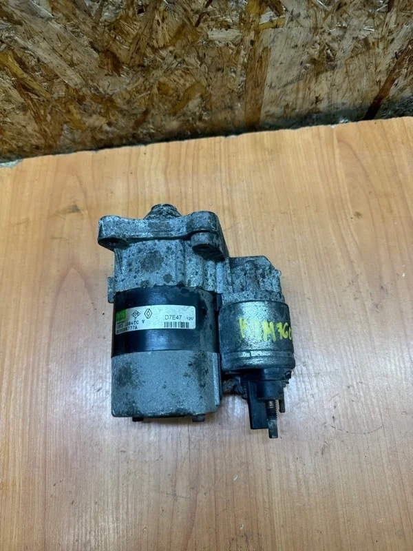 Стартер Renault Megane 2 2003-2009