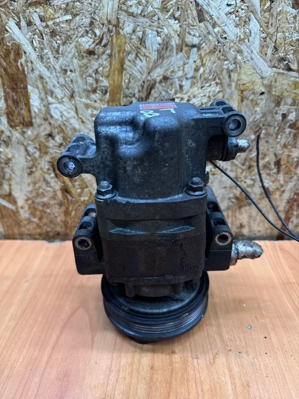 Компрессор кондиционера Mazda 6 2002-2007 GG