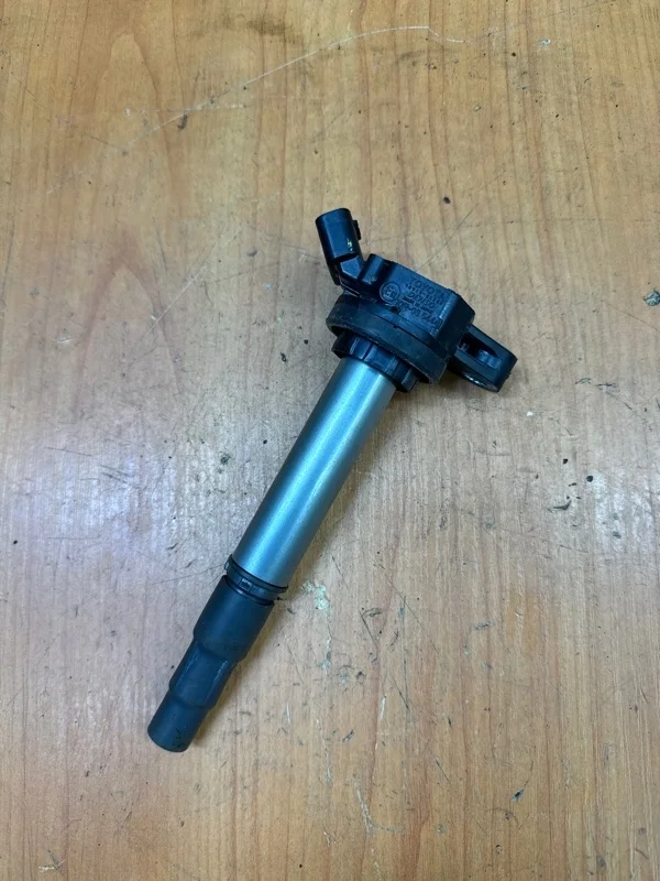 Катушка зажигания Toyota Auris 2006-2012 E15