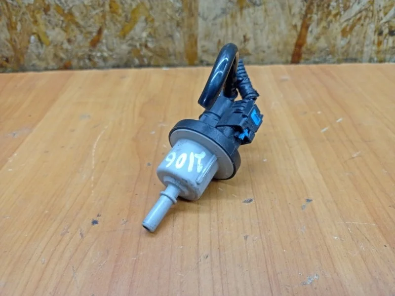 Клапан вентиляции топливного бака Renault Duster 2010-2021