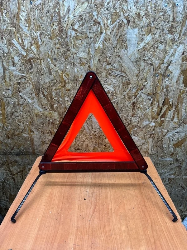 Знак аварийной остановки Audi Q7 2005-2015 4L