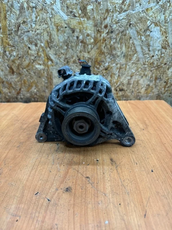 Генератор Toyota Corolla Verso 2004-2009