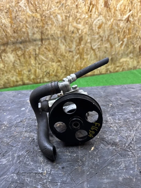 Насос гидроусилителя руля Chevrolet Aveo 2011-2015 T300