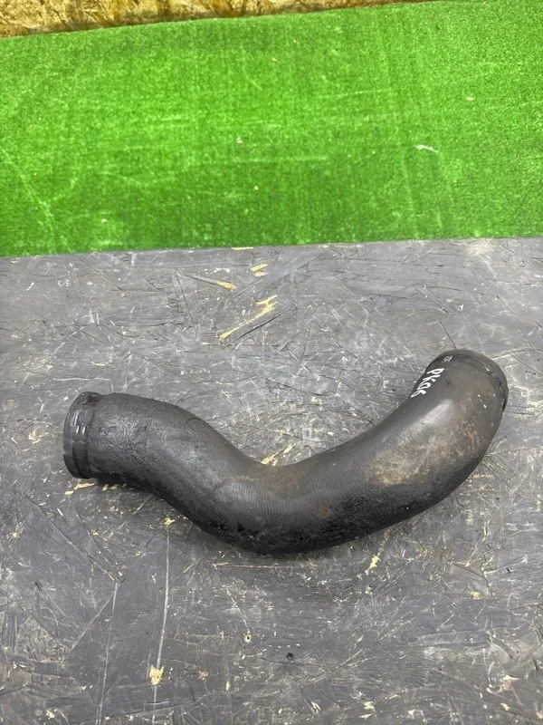 Патрубок интеркулера Nissan Pathfinder 2005-2014 R51