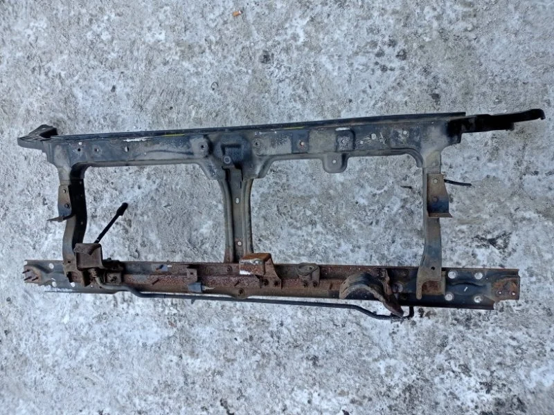 Панель передняя (телевизор) Nissan Pathfinder 2005-2014 R51