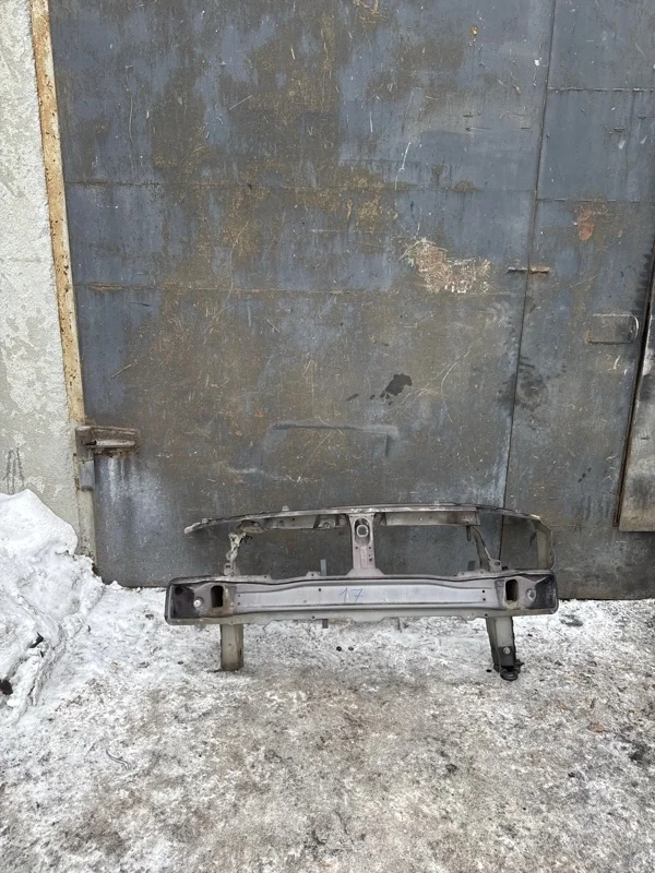 Панель передняя (телевизор) Renault Duster 2010-2019