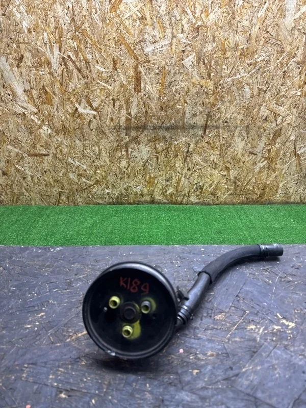 Насос гидроусилителя руля Audi Q7 2005-2015 4L