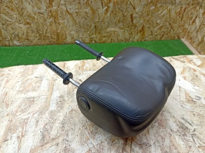 Подголовник Volkswagen Passat 2005-2010 B6