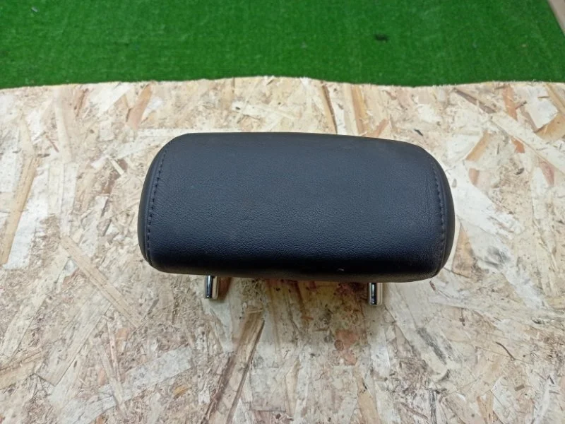 Подголовник Skoda Superb 2008-2015