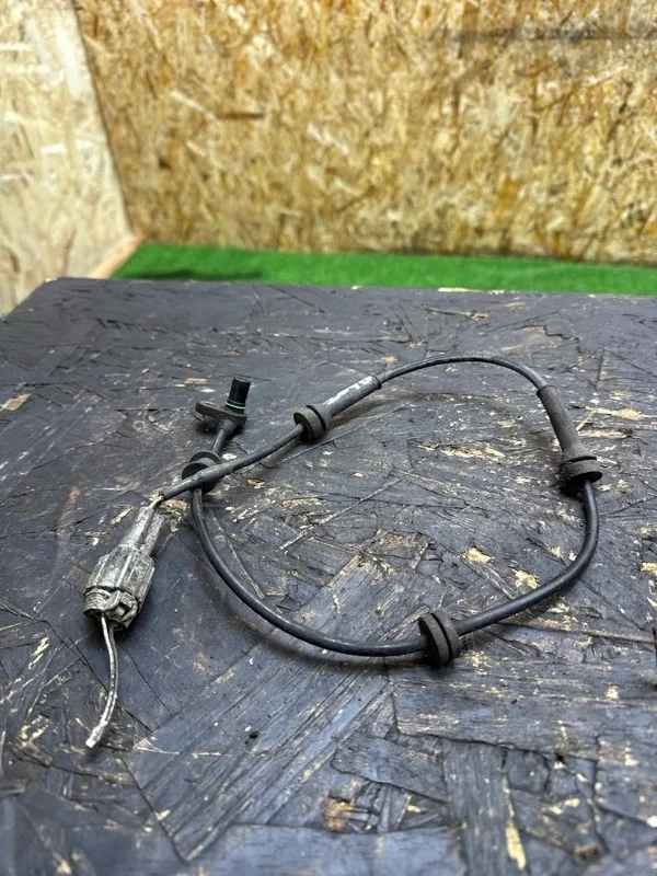 Датчик abs Nissan Navara 2005-2015 D40