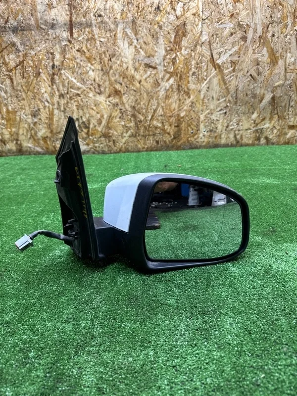 Зеркало заднего вида боковое Ford Focus 2005-2011