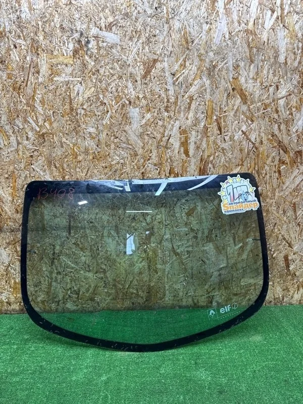 Стекло заднее Renault Megane 2003-2009