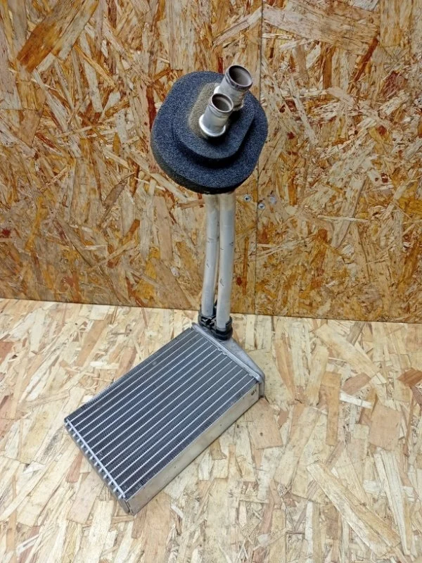 Радиатор отопителя Renault Megane 2003-2009