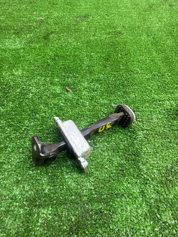 Ограничетель двери Chevrolet Lacetti 2003-2013