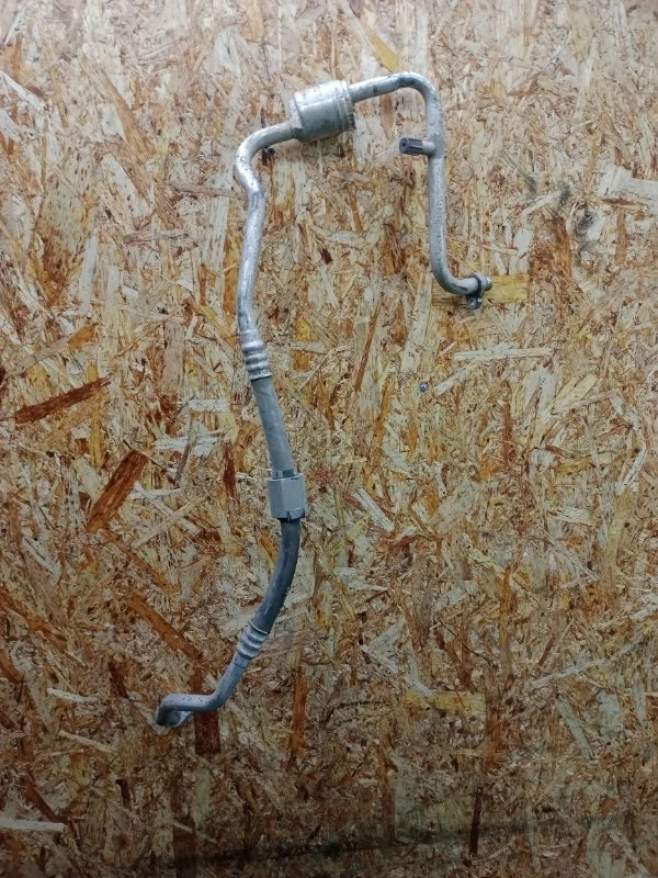 Трубка кондиционера Renault Sandero Stepway 2009-2014