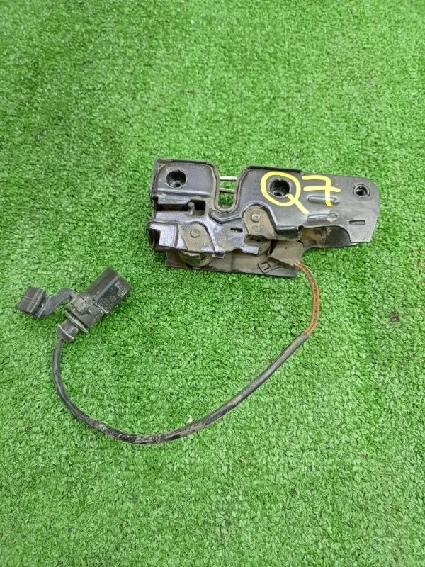 Замок капота Audi Q7 2005-2015 4L