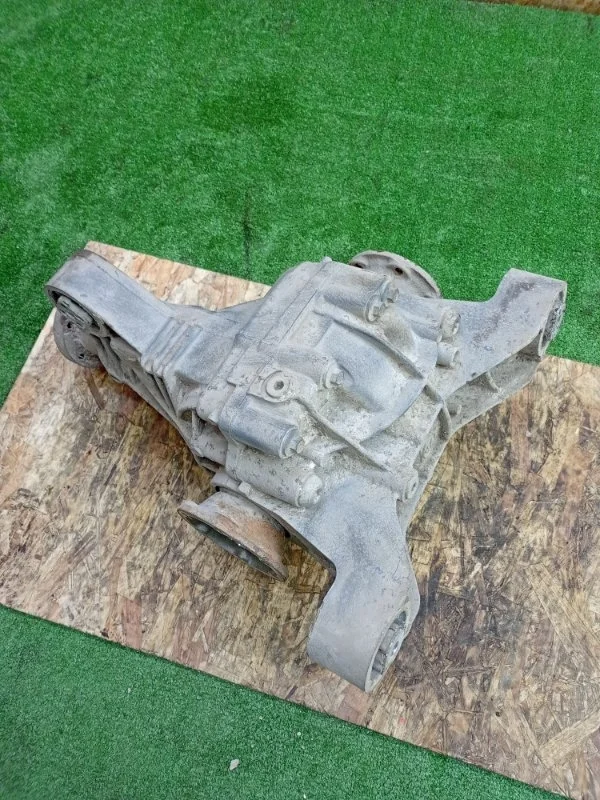 Редуктор заднего моста Audi Q7 2005-2015 4L